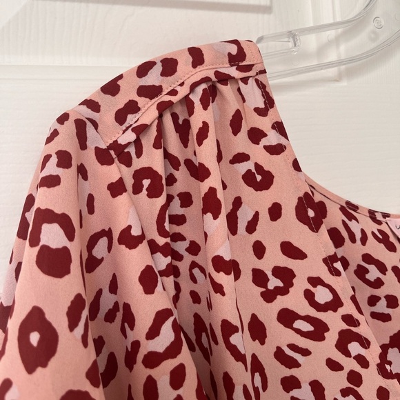 In Every Story Pink Animal Print Blouse 1X - Picture 4 of 10
